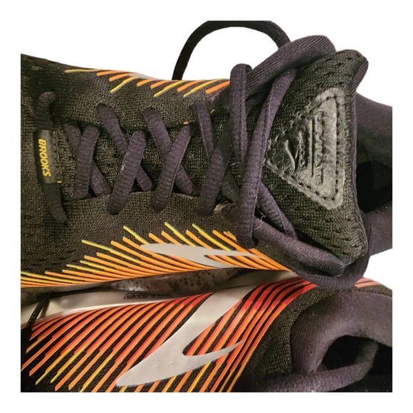 BROOKS Men's Levitate Black/Orange/Red Running Shoes SIZE 11.5 - Picture 10 of 16